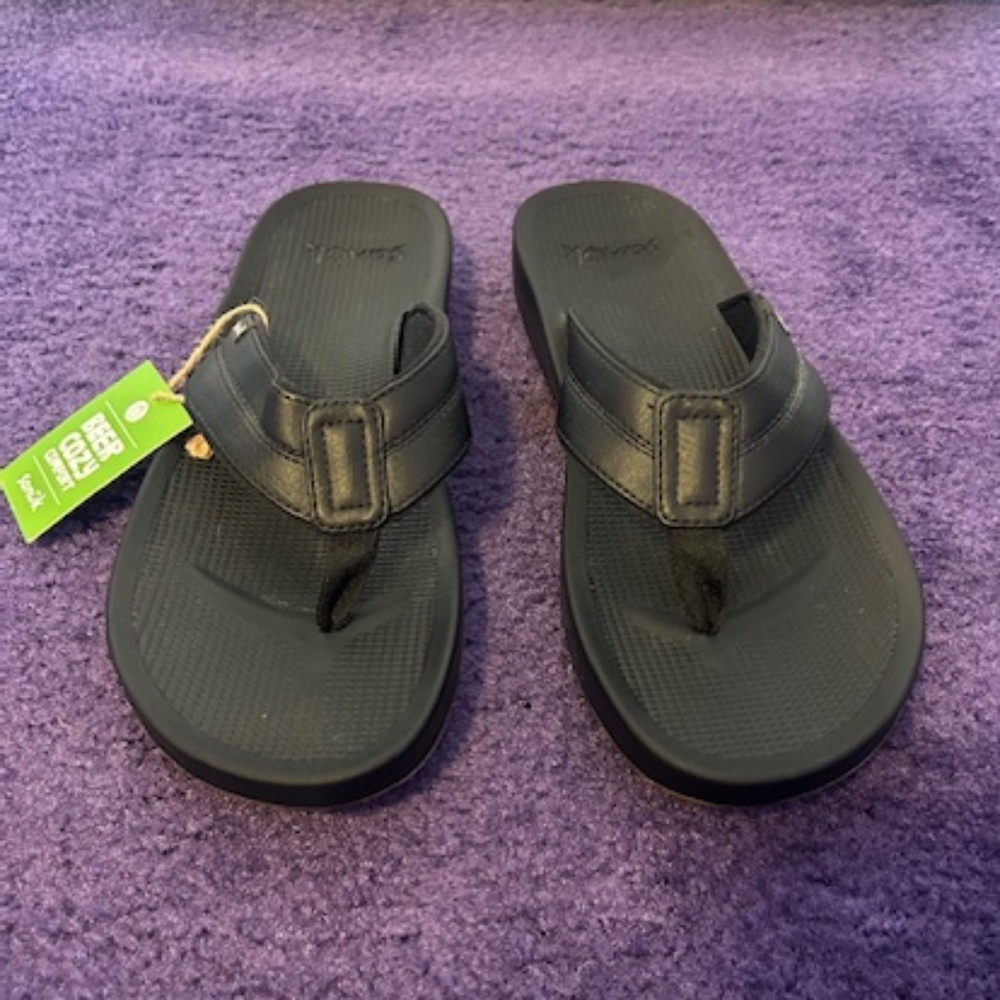 Sanuk Cosmic Yoga Mat Men's Sandals - size 9 - NWT